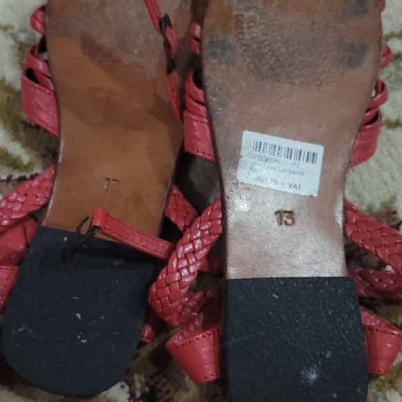 Slipper - Picture 4 of 5